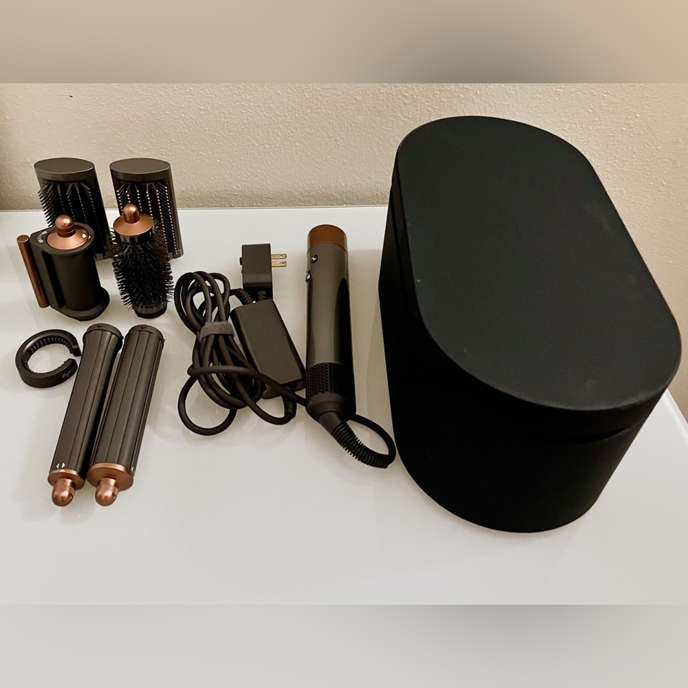 Dyson Air Wrap (used twice)